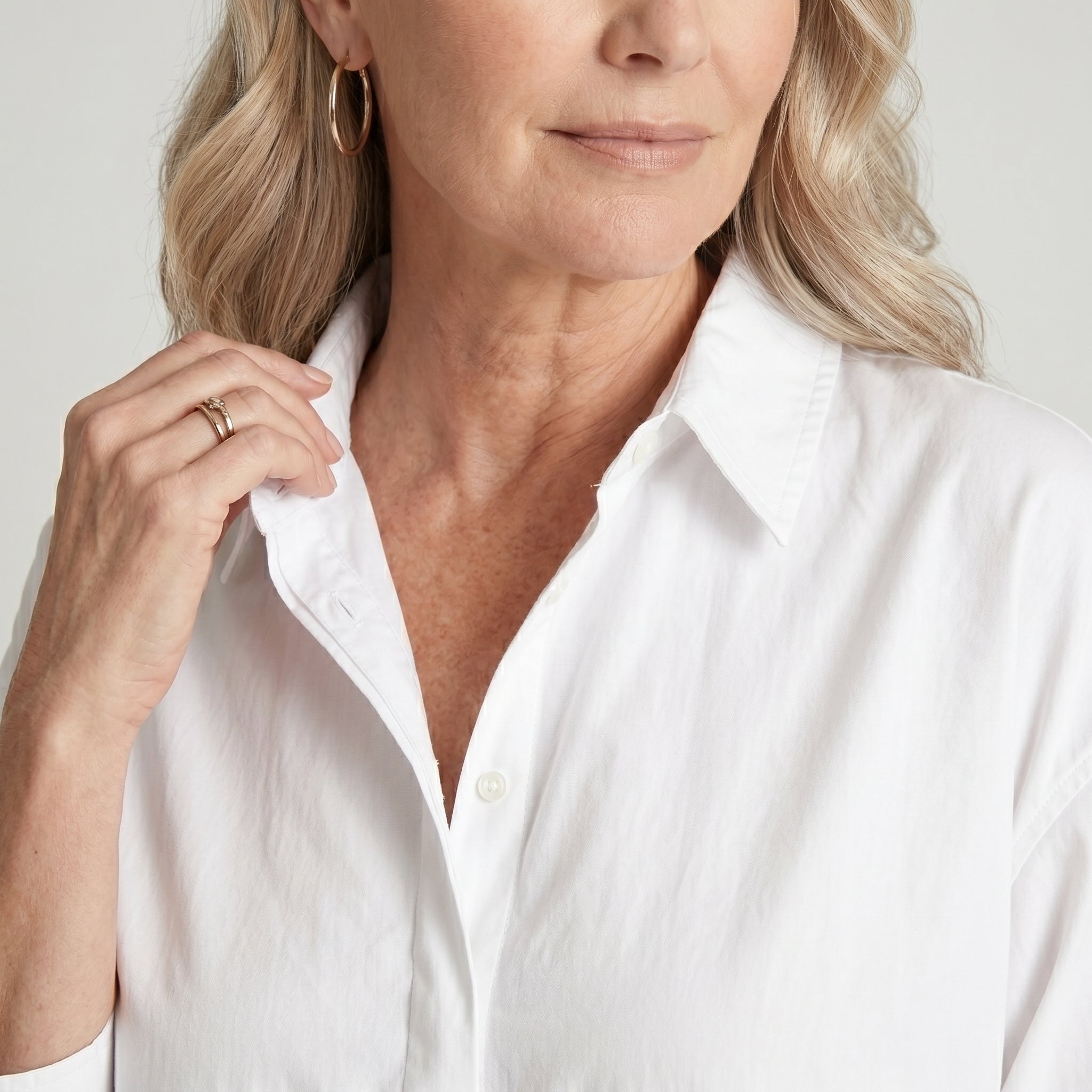 Debbie | Relaxed Button-Down Blouse